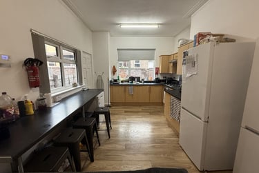 6 bed flat, Scarsdale Road, Victoria Park, Manchester, M145PY - Image 4